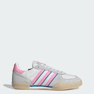 Squash IN Schuh für 84€ in Adidas