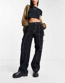 Object – Cargo-Jeans in Schwarz mit weitem Bein und Kontrastnaht für 53,89€ in ASOS