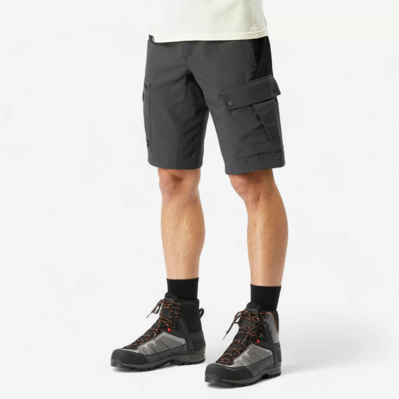 Trekkingshorts Herren robust Trekking - MT500 für 29,99€ in Decathlon