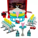 Disney Pixar Cars - Flo's V8 Café - Spielset zum Mitnehmen für 32€ in Disney Store