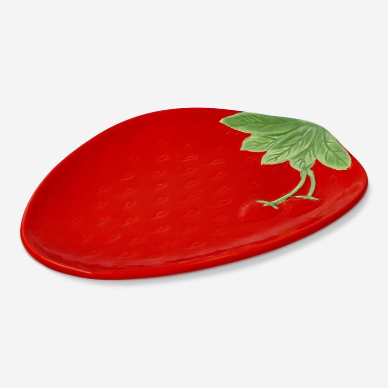 Servierplatte mit Erdbeeren für 3,5€ in Flying Tiger