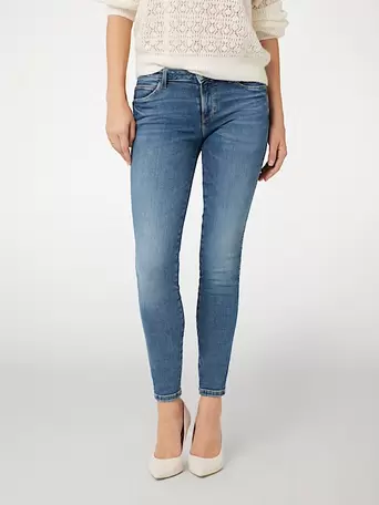 Curve X Skinny Jeans für 99€ in Guess