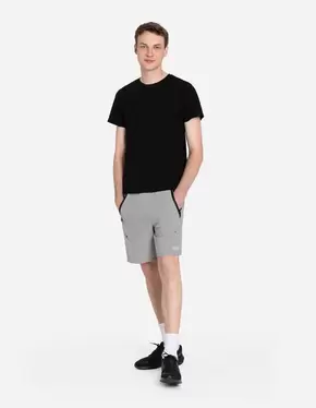 Shorts - Atmungsaktiv für 14,99€ in Takko