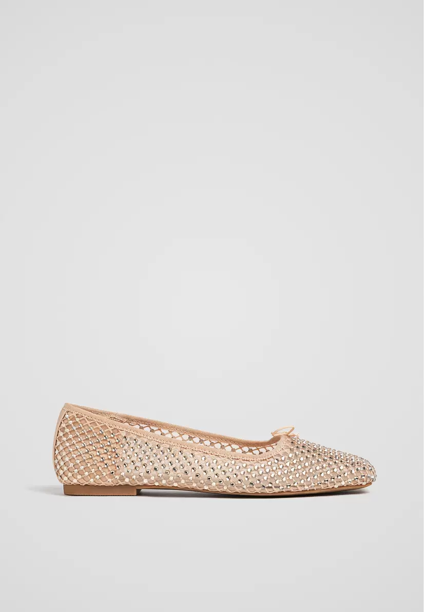 Ballerinas mit Mesh und Glitzer für 29,99€ in Stradivarius