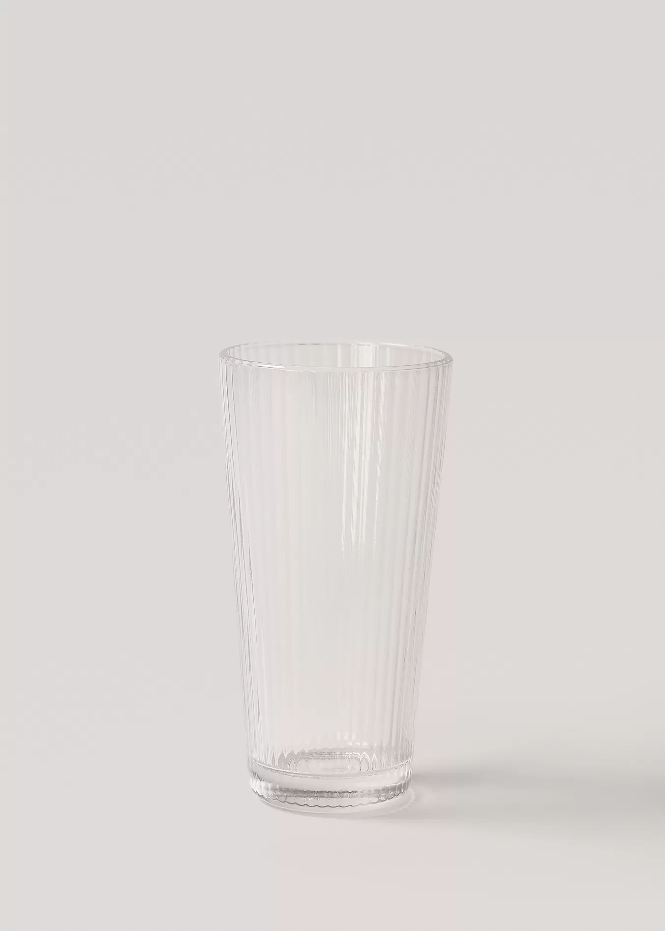 Durchsichtiges Glas mit Reliefstreifen 14 cm für 2,99€ in Mango