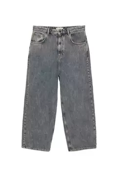 Super-Baggy-Jeans für 45,99€ in Pull & Bear