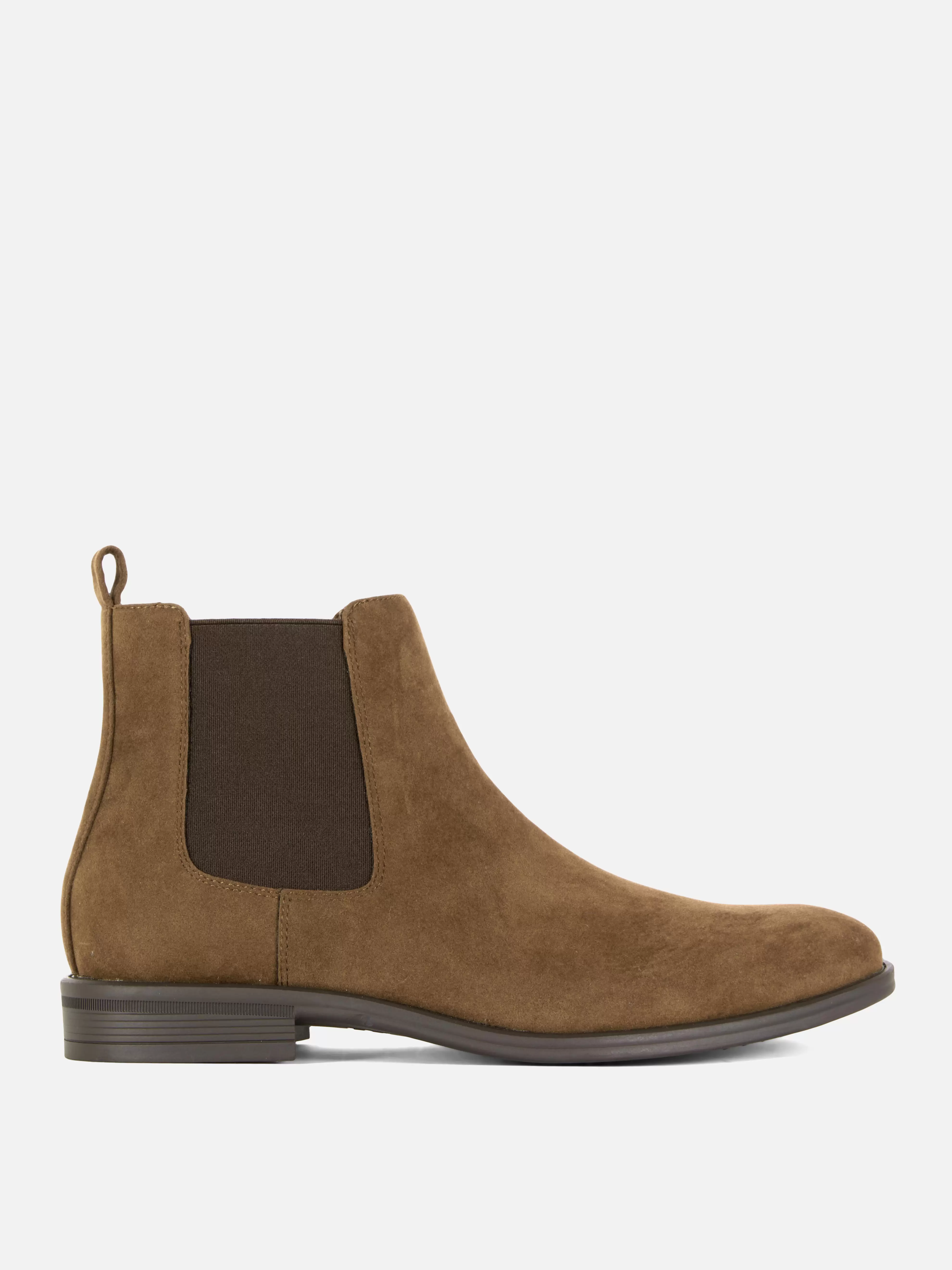 Klassische Chelsea Boots aus Wildlederimitat für 20€ in Primark