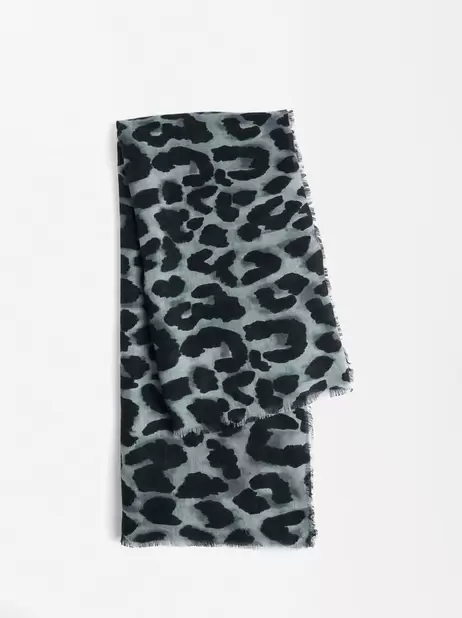 Leopard Print Scarf für 22,99€ in Parfois