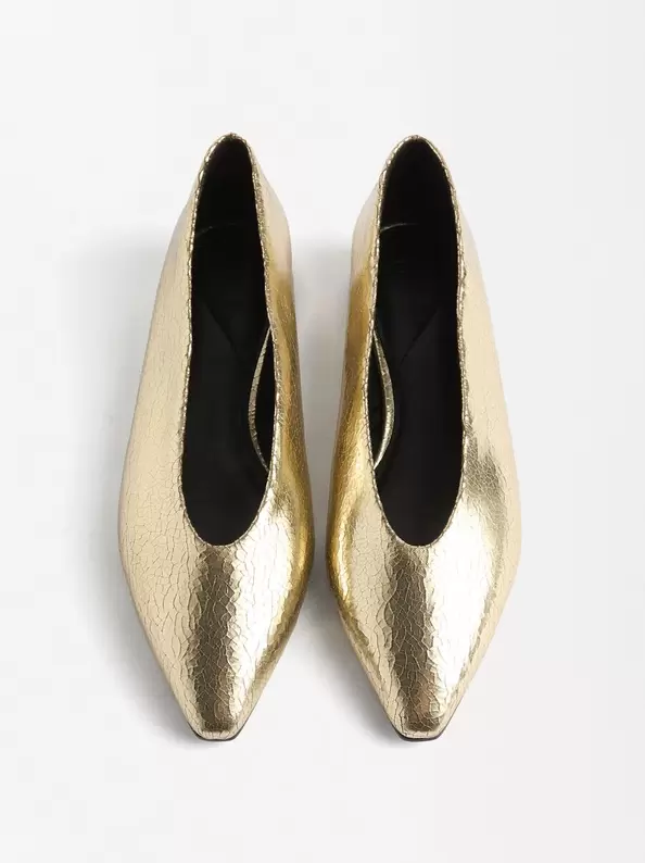 Metallic Flat Shoes für 45,99€ in Parfois