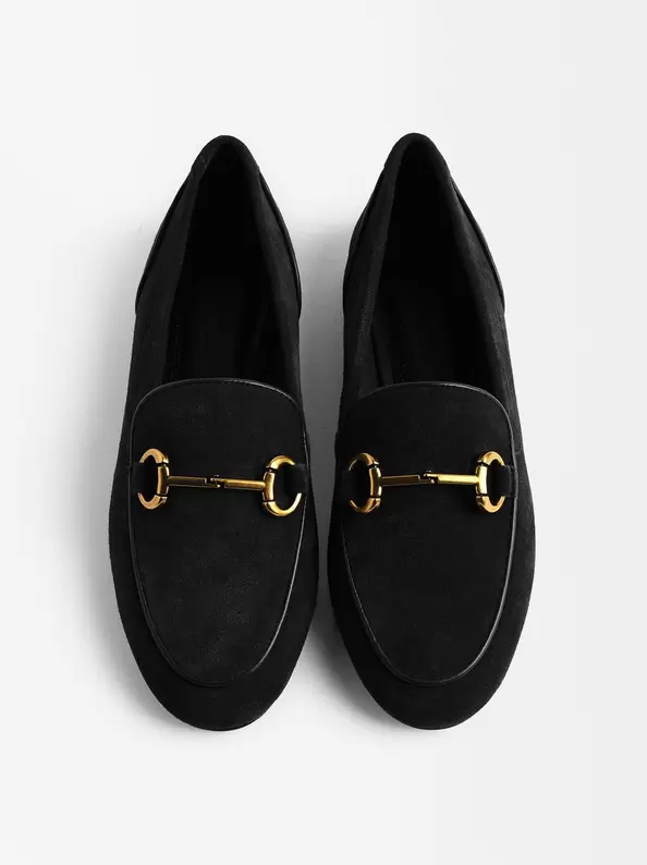 Leather Loafers With Buckle für 49,99€ in Parfois