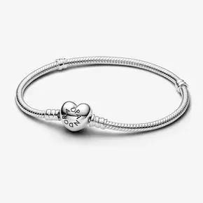 Moments Heart & Snake Chain Armband für 59€ in Pandora